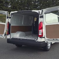 Toyota Hiace L2H2